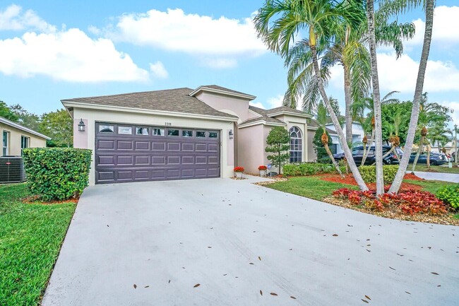 2208 Soundings Ct in Greenacres, FL - Foto de edificio - Building Photo