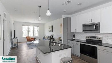 1900 Olevia St in Jacksonville, FL - Building Photo - Building Photo