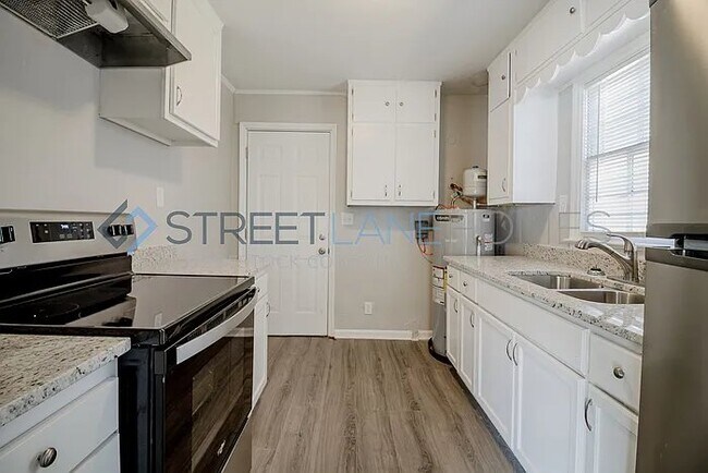 624 Brunson Ave in Birmingham, AL - Foto de edificio - Building Photo