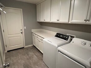 3583 Sutter Trails St in Olivehurst, CA - Building Photo - Building Photo