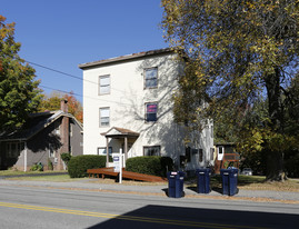 456 Main St Apartments