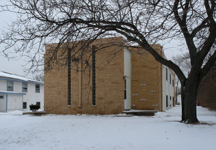 3030 6th Ave in Anoka, MN - Foto de edificio - Building Photo