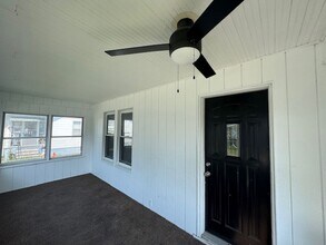1122 E Colorado St in Davenport, IA - Building Photo - Building Photo