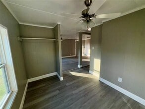 5345 Brown Ln in Fort Worth, TX - Building Photo - Building Photo