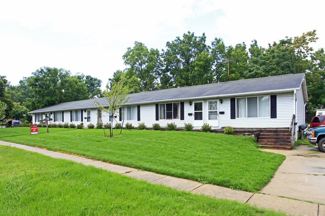 4th Street Apartments in Imlay City, MI - Building Photo