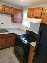 7022 Surrey Dr in Baltimore, MD - Building Photo - Building Photo