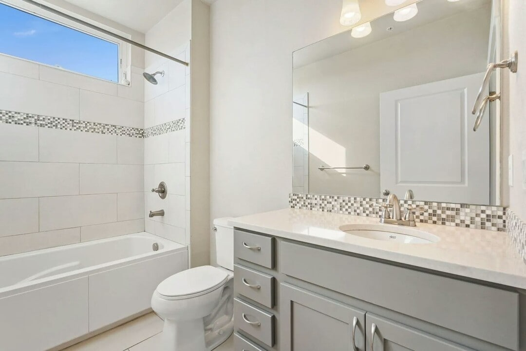 2715 Iowa Dr in Fort Collins, CO - Building Photo