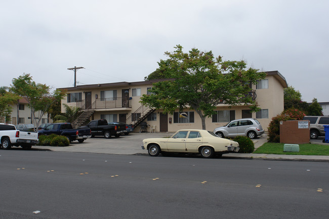 1301 Hemlock Ave in Imperial Beach, CA - Building Photo - Building Photo