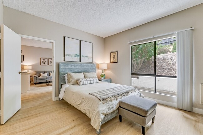 Encinitas Senior Living in Encinitas, CA - Building Photo - Building Photo