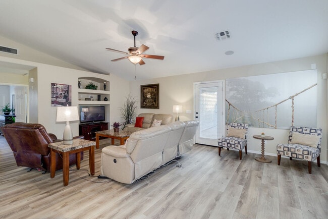 1116 S Ironwood Ct in Gilbert, AZ - Building Photo - Building Photo
