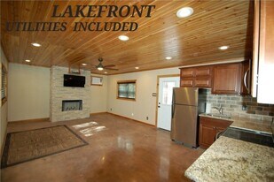 575 Homesite Rd in Pottsboro, TX - Building Photo