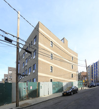 166 W Kingsbridge Rd in Bronx, NY - Building Photo - Building Photo