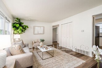 1170 Bryden Rd in Columbus, OH - Building Photo - Building Photo