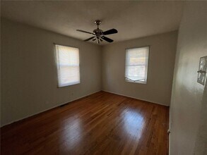 1705 Derhake Rd in Florissant, MO - Building Photo - Building Photo