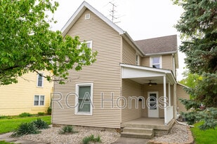 1211 E Hanna Ave in Indianapolis, IN - Building Photo