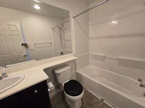 336 Toscana Way in Hayward, CA - Building Photo - Building Photo