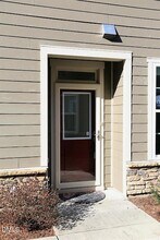 446 Methven Grove Dr in Cary, NC - Foto de edificio - Building Photo