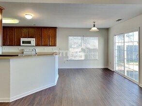 10538 Samuels Way Dr in Huntersville, NC - Building Photo - Building Photo