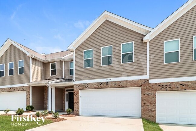 10723 Rivergate Dr NW in Huntersville, NC - Building Photo - Building Photo