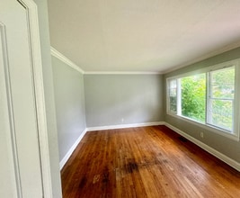 1110 Finley St SW in Jacksonville, AL - Building Photo - Building Photo