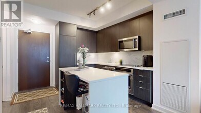 38-1838 Iannuzzi St in Toronto, ON - Building Photo - Building Photo