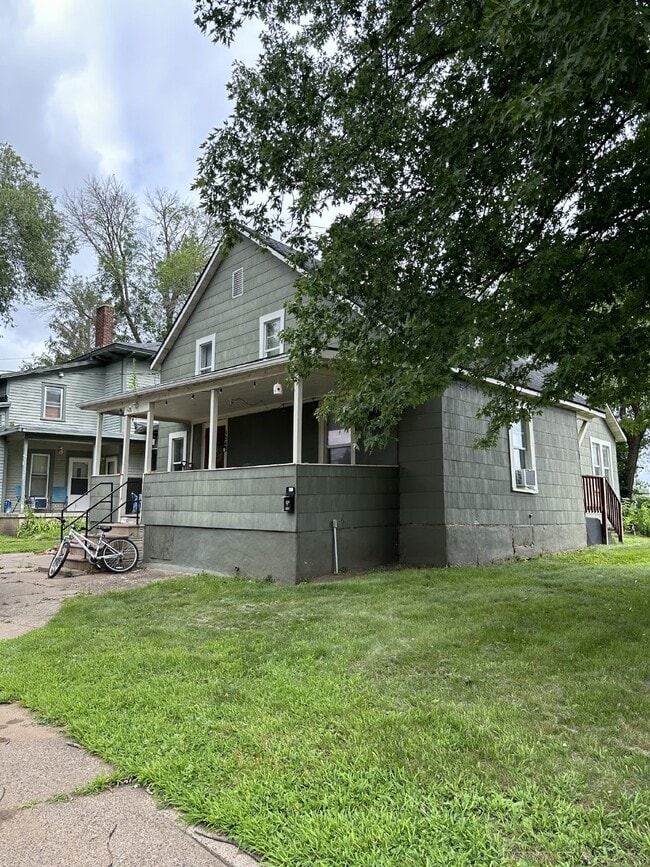 property at 904 1st Ave