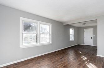1301 E 26th Ave-Unit -1303 in Columbus, OH - Building Photo - Building Photo