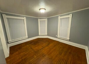 923 16th Ave in Rockford, IL - Building Photo - Building Photo