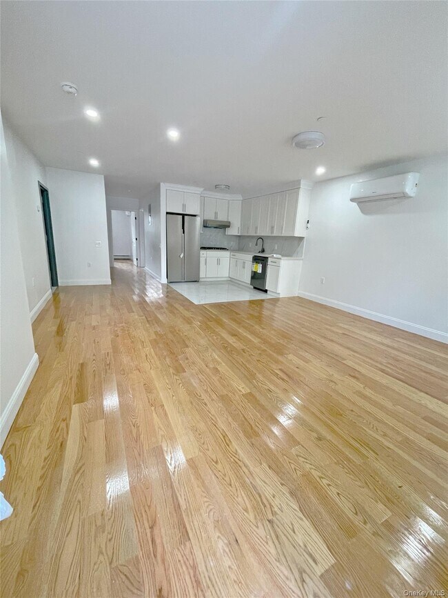 36-31 171st St in Queens, NY - Building Photo - Building Photo