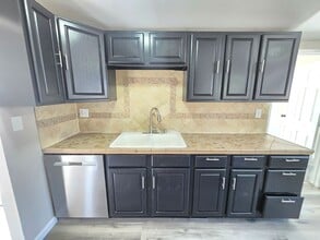 38502 Lemsford Ave in Palmdale, CA - Building Photo - Building Photo