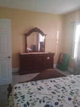 219-11 114th Rd in Queens, NY - Foto de edificio - Building Photo