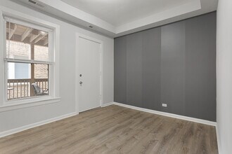 7451 N Greenview Ave in Chicago, IL - Building Photo - Building Photo