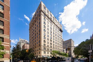 290 West End Ave in New York, NY - Building Photo