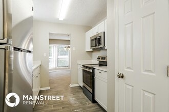 1629 5 Acre Rd in Birmingham, AL - Foto de edificio - Building Photo