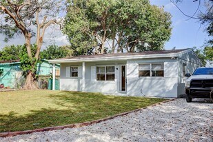 6231 Hayes St in Hollywood, FL - Building Photo
