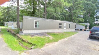 1658 Dena Dr in Memphis, TN - Building Photo