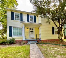 925-927 Rittiner Dr in Baton Rouge, LA - Building Photo