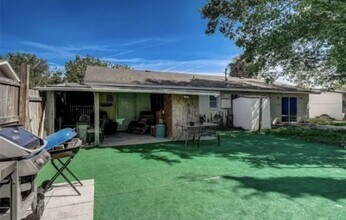 2306 60th Ave W in Bradenton, FL - Building Photo - Building Photo