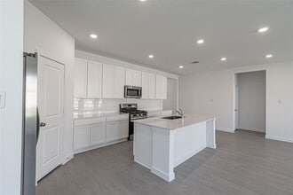 3022 Palm Branch Dr in Texas City, TX - Foto de edificio - Building Photo