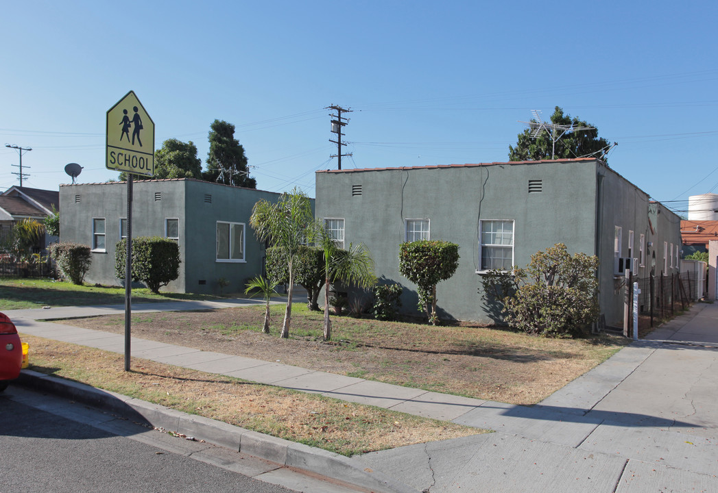 4040 E 58th St in Maywood, CA - Building Photo