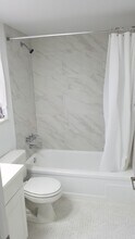 7747 SW 86th St, Unit D 304 in Miami, FL - Foto de edificio - Building Photo