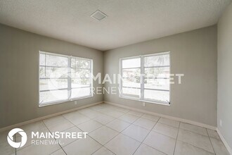 4731 NW 41st St in Lauderdale Lakes, FL - Foto de edificio - Building Photo