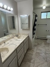 3381 S 1000 W in Syracuse, UT - Building Photo - Building Photo