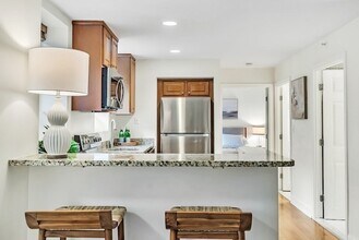 20 Chapel St in Brookline, MA - Building Photo - Building Photo