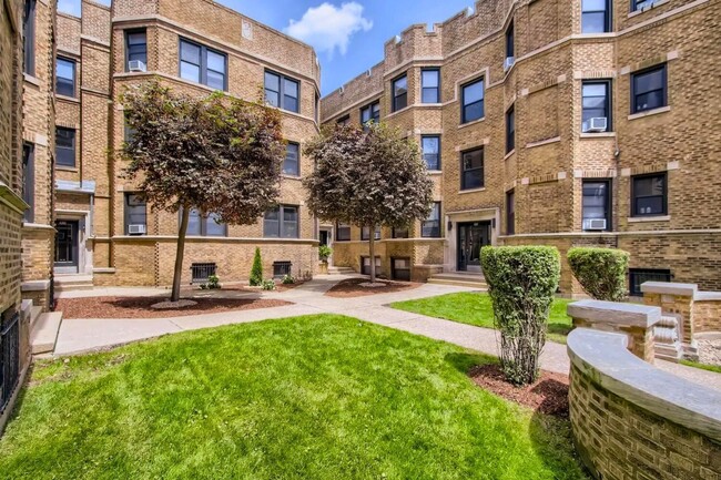 632 W Stratford Pl in Chicago, IL - Building Photo - Building Photo