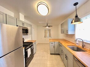 3531 41st St in Sacramento, CA - Building Photo - Building Photo