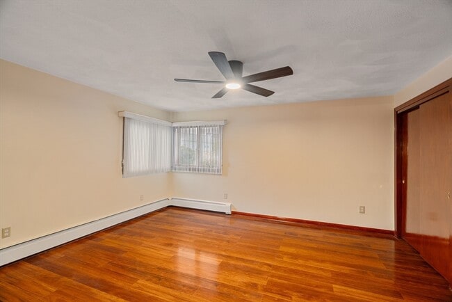 25 Carr Rd in Saugus, MA - Building Photo - Building Photo