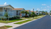 Riverside Club in Ruskin, FL - Foto de edificio - Building Photo