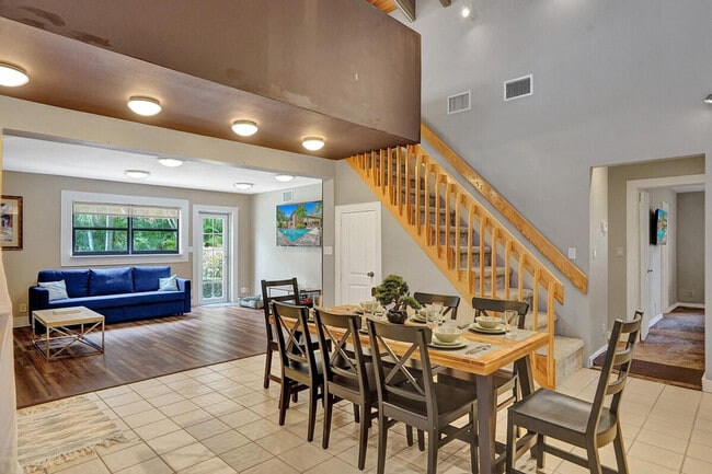 4024 S Cypress Dr