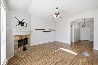 1020 Hay Stack Ct in Little Elm, TX - Building Photo - Building Photo